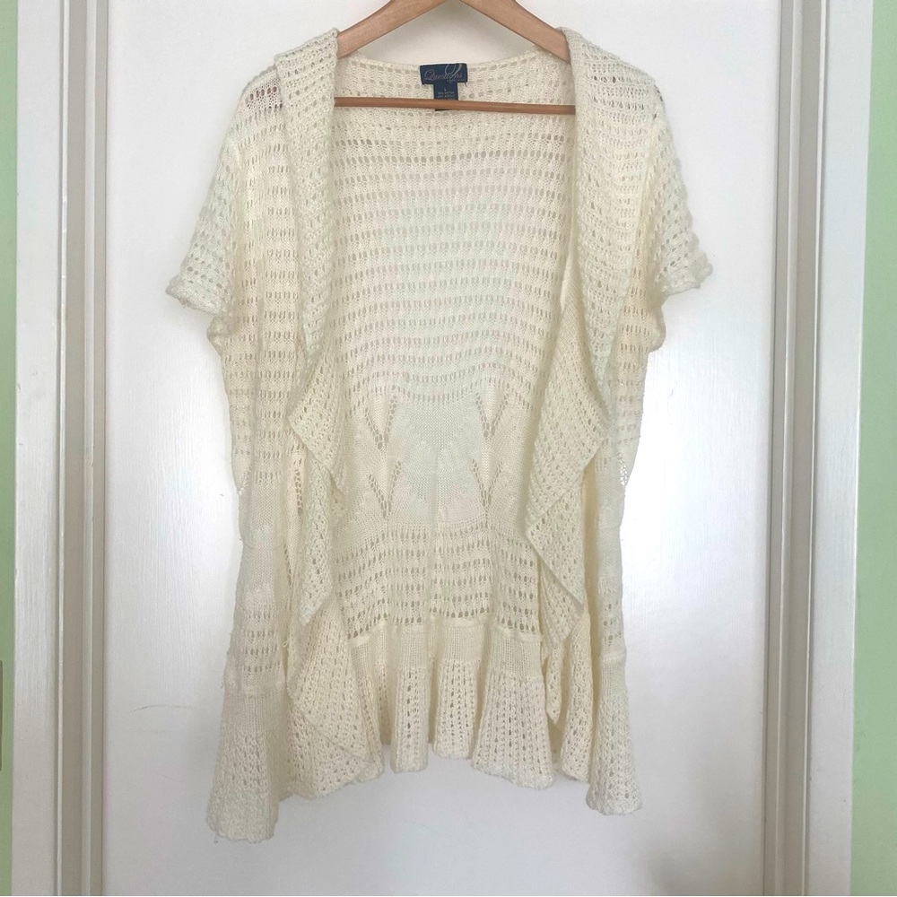 Lovely knotted lace open front short sleeve jacket